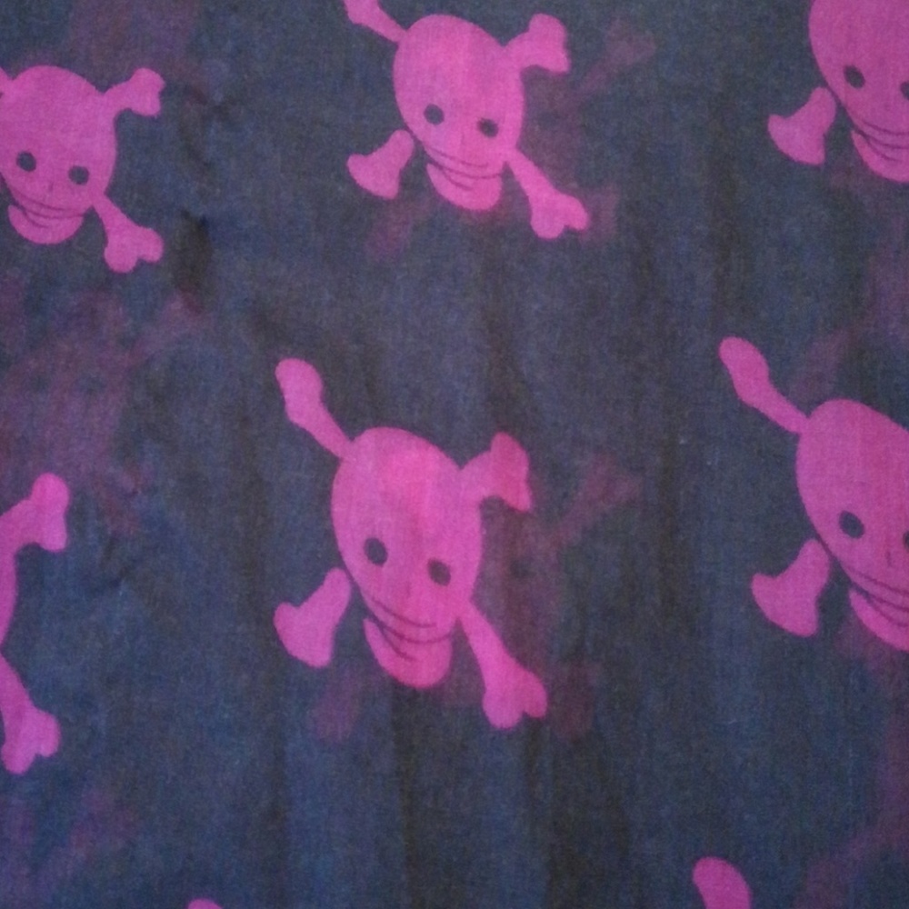 Scarf - Picture 2 of 4